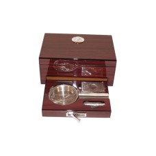 Humidor mit GeschenkSet - braun, lackierte, spanischer Zeder, für 10-20 Zigarre