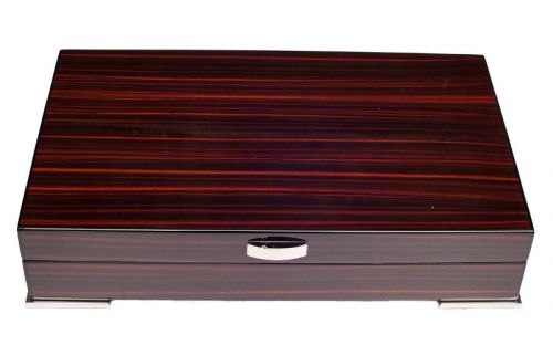 Exclusive Humidor - dunkelbraun lackierte, spanischer Zeder, für 30 Zigarren