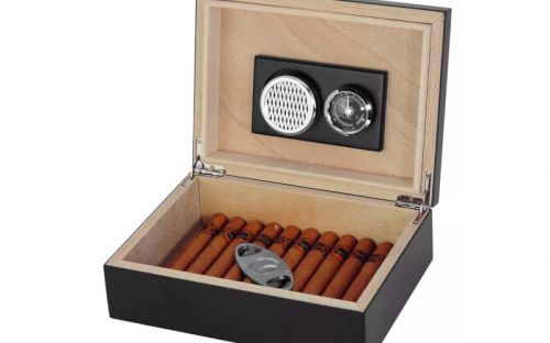 Humidor mit GeschenkSet - schwarz, spanischer Zeder, für 30 Zigarren - Achenty!