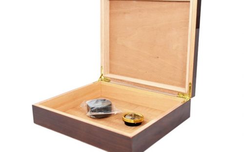 Humidor - Rotbraun, spanischer Zeder, für 30 Zigarren