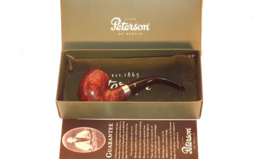 Peterson Pfeife Flame Grain 221