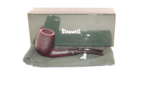 Stanwell Pfeife Featherweight 303 Black Sand