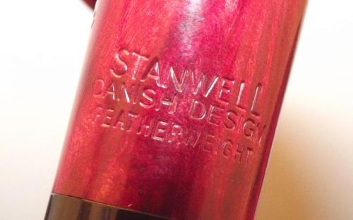 Stanwell Pfeife Featherweight 303 Red Polish