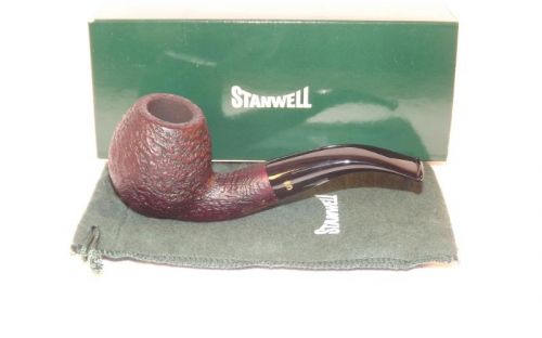 Stanwell Pfeife De Luxe 185 Black Sand