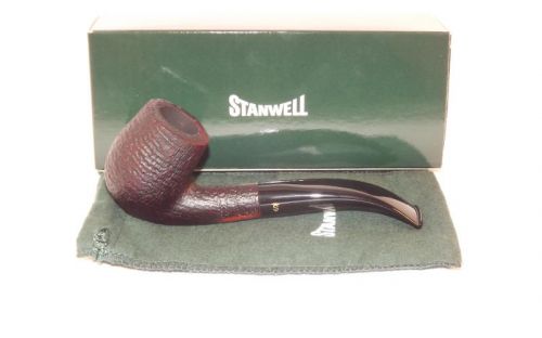 Stanwell Pfeife De Luxe 246 Black Sand