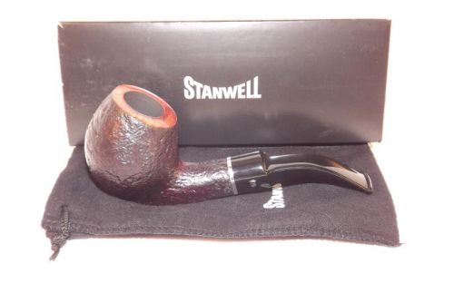 Stanwell Pfeife Relief 232 Black Sand