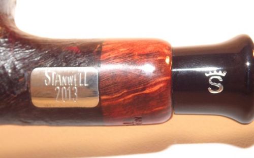 Stanwell Jahrespfeife 2013 Black Sand Smooth Top