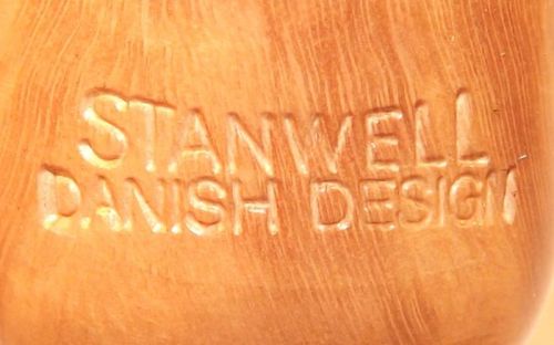 Stanwell Jahrespfeife 2013 Flawless