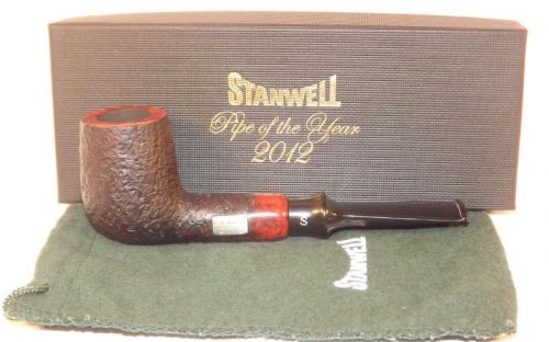 Stanwell Jahrespfeife 2012 Black Sand Smooth Top
