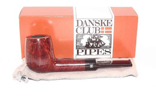 Stanwell Pfeife Danske Club 13 Brown Polished