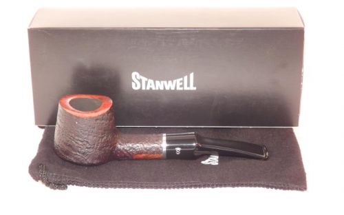 Stanwell Pfeife Relief 118 Black Sand