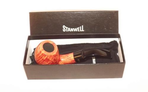 Stanwell Pfeife Flame Grain 232