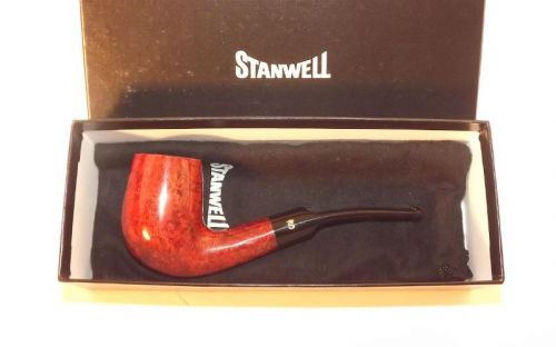 Stanwell Pfeife Featherweight 303 Brown Polish