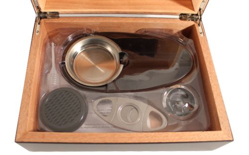 Humidor mit GeschenkSet - matt Schwarz, spanischer Zeder, für 30 Zigarren - Achenty!