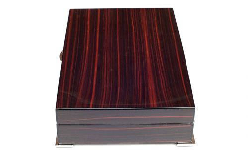 Exclusive Humidor - dunkelbraun lackierte, spanischer Zeder, für 30 Zigarren