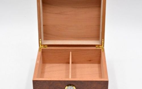Humidor - Braun, Wurzelnholz-dekor, spanischer Zeder, für 40 Zigarren