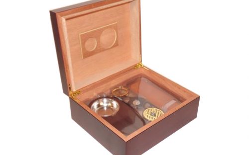 Humidor mit GeschenkSet - Bordeauxrot, spanischer Zeder, für 40 Zigarren