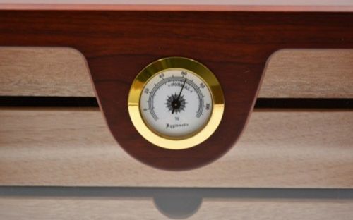 Humidorschrank - Mahagony-Farbe, Glastür, spanischer Zeder, für 80 Zigarren