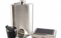 Taschenflasche in Geschenkbox - mit Becher und Zigarettenetui