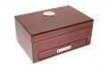 Humidor mit GeschenkSet - braun, lackierte, spanischer Zeder, für 10-20 Zigarre