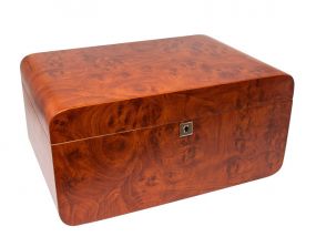 Humidor - braun und abgerundet, spanischer Zeder, für 80 Zigarren