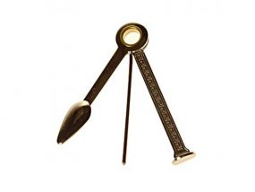 Pfeifenbesteck aus Metall